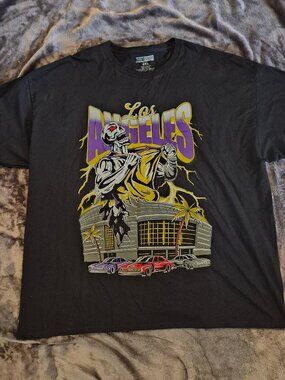 Thirty Single NBA Basketball Los Angeles Lakers Style Graphic T Shirt Men’s 2XL